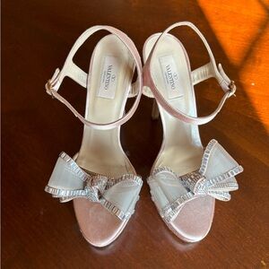 Valentino Garavani blush Satin crystal bow heels